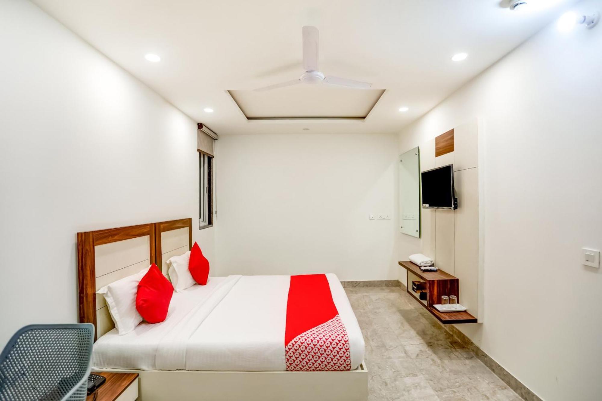 Flagship Happy Inn Делі Екстер'єр фото