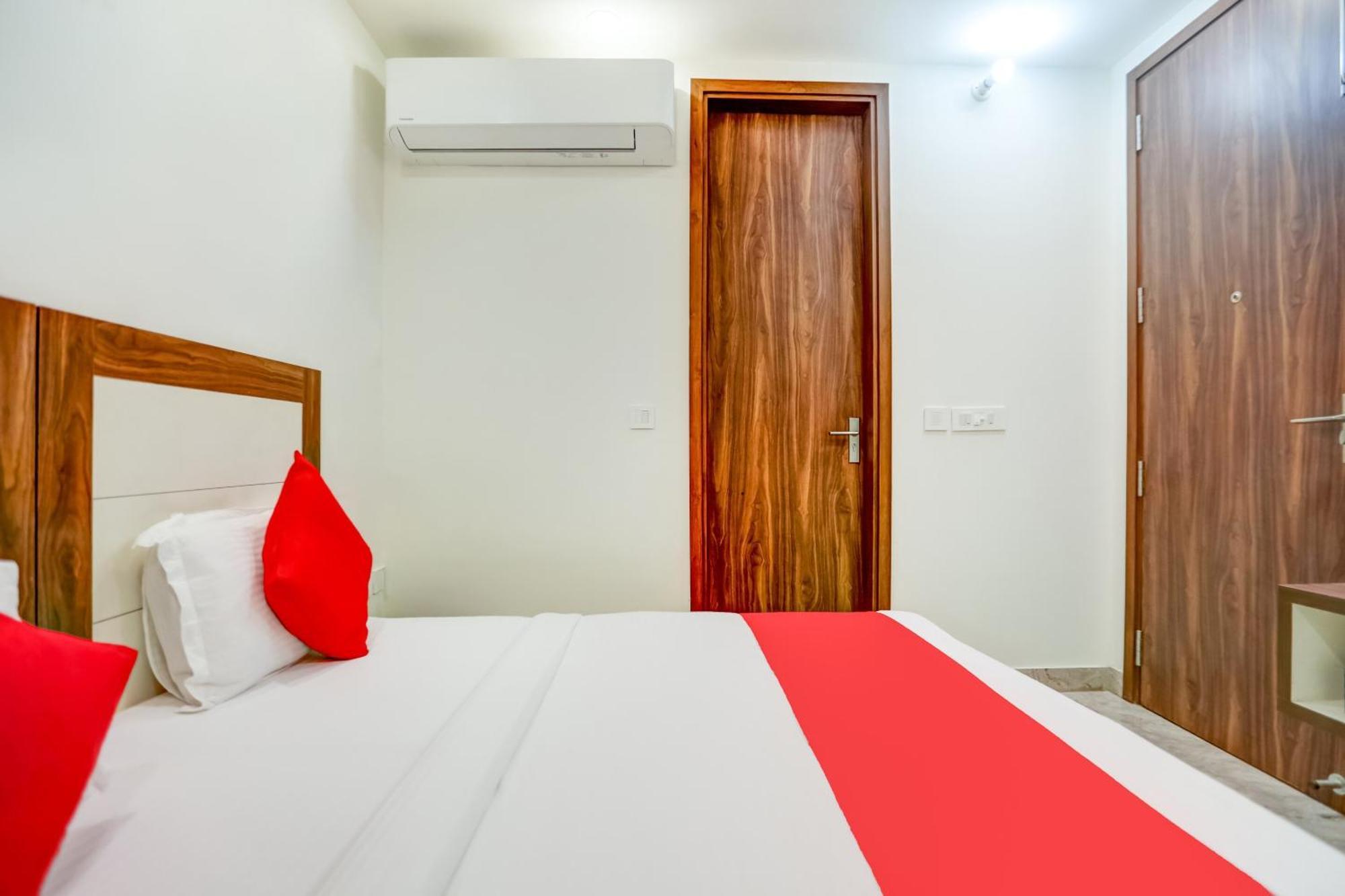 Flagship Happy Inn Делі Екстер'єр фото