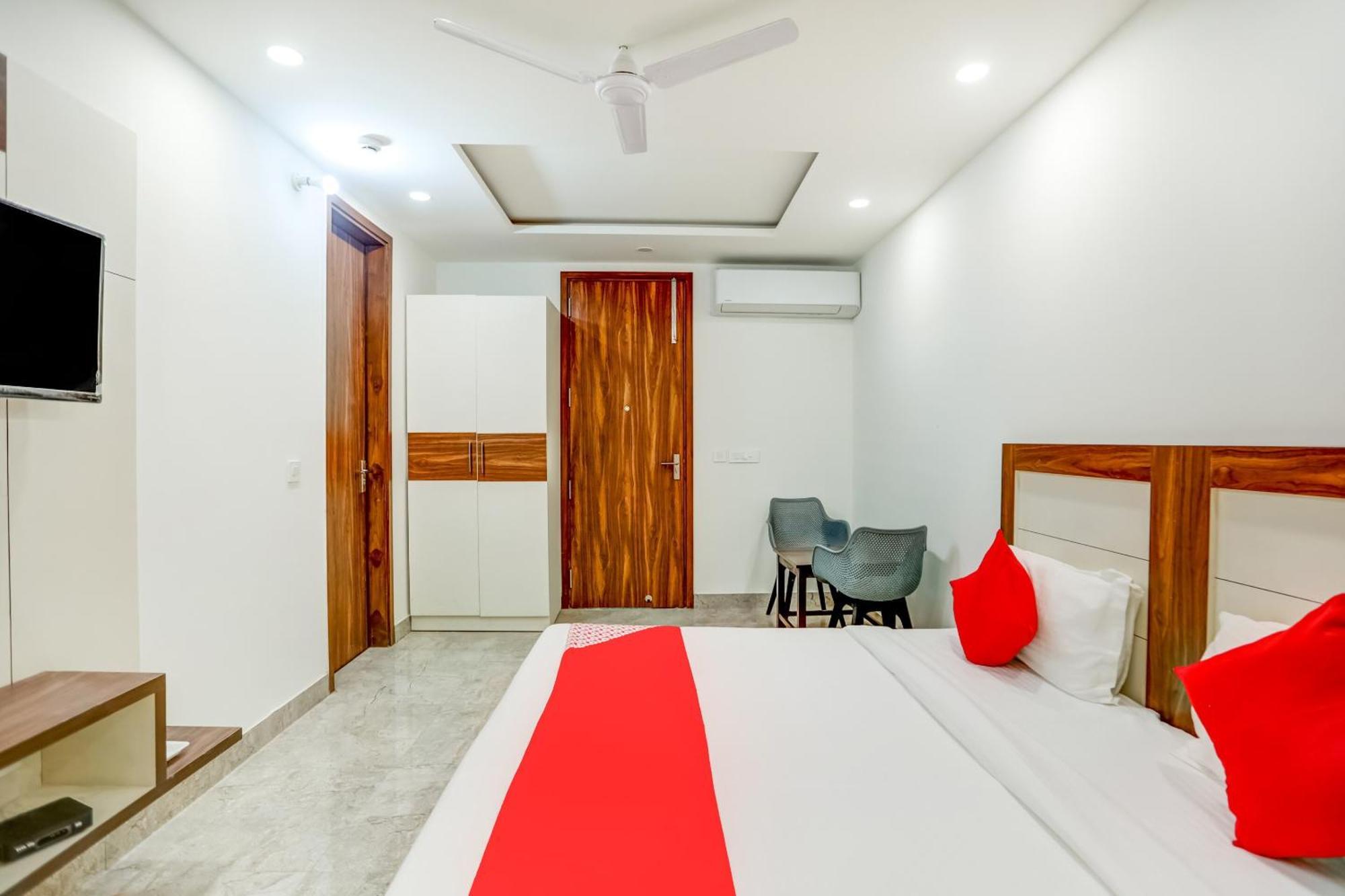 Flagship Happy Inn Делі Екстер'єр фото