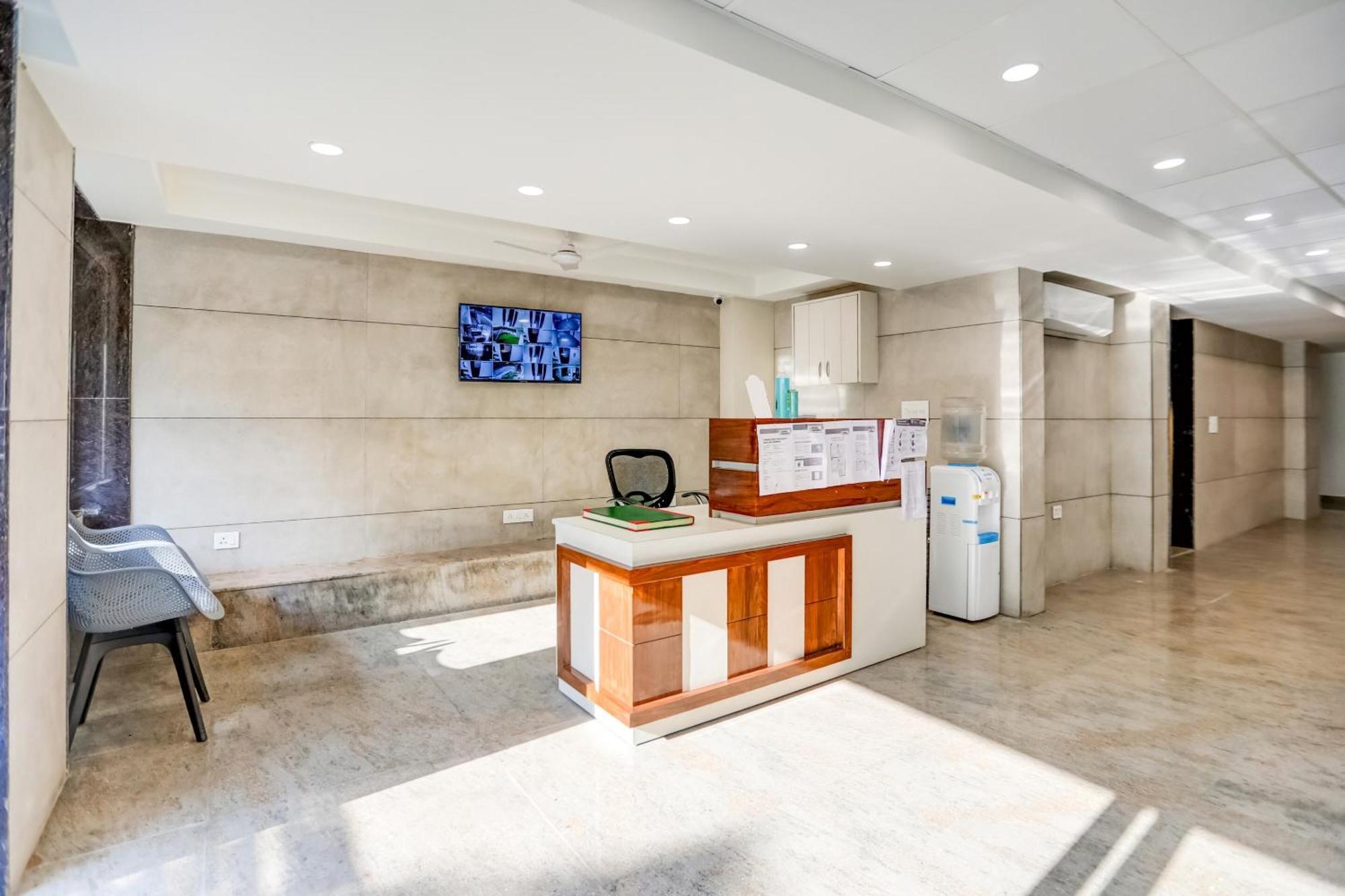 Flagship Happy Inn Делі Екстер'єр фото