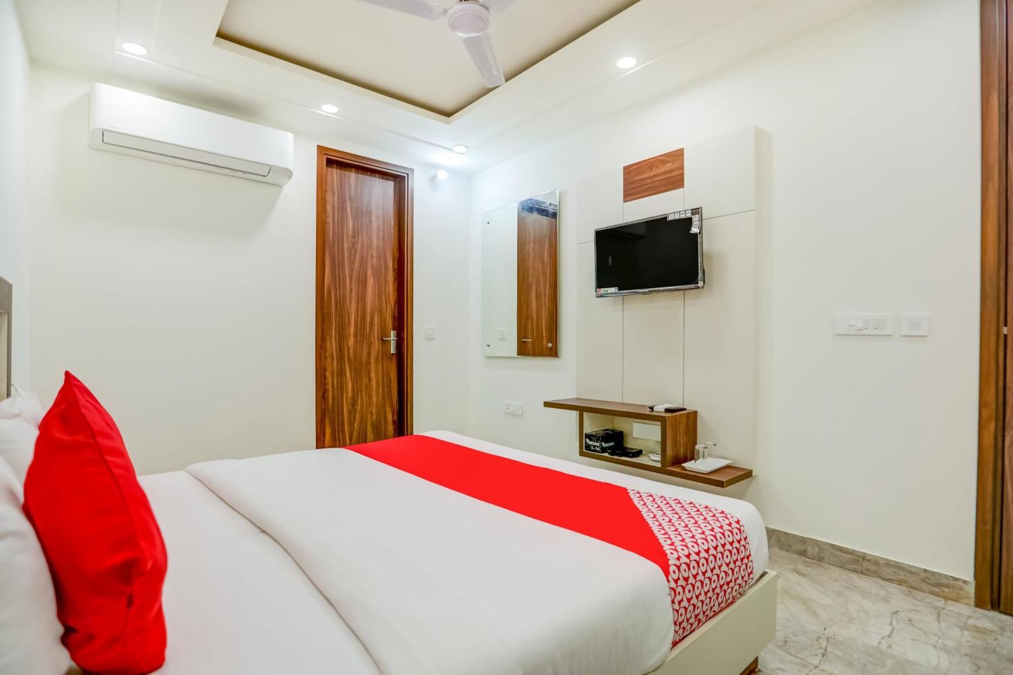 Flagship Happy Inn Делі Екстер'єр фото