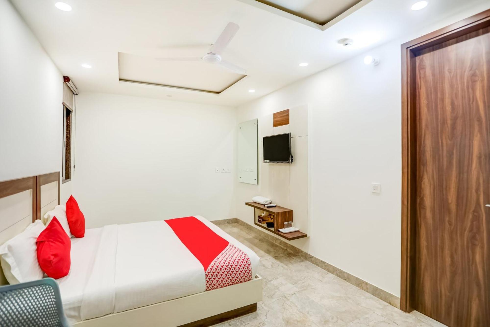 Flagship Happy Inn Делі Екстер'єр фото